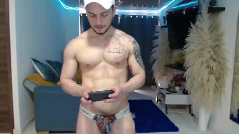 Angel Curl online show from April 27, 2026, 5:44 pm