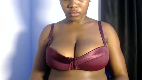 Snapshot of angel_daisyy chatting on June 19, 2026, 7:12 am Daisy online show from June 19, 2026, 7:12 am