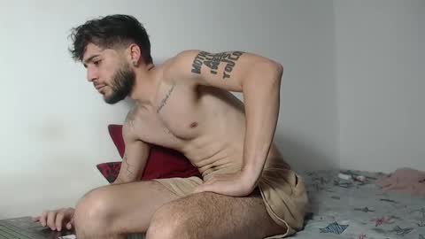 Angel Damons online show from December 4, 2025, 2:26 pm