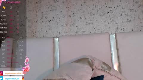 ngel Esteban  online show from March 4, 2025, 10:24 am