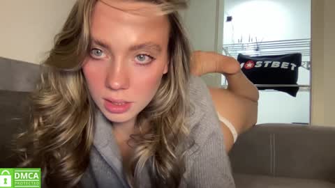 Greetings  Jess online show from December 14, 2024, 12:23 pm