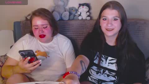Snapshot of angel_gelya chatting on June 18, 2026, 4:11 pm Angel online show from June 18, 2026, 4:11 pm