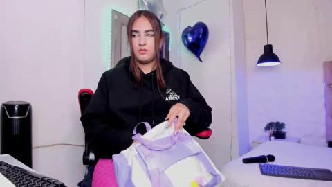 angel hardy online show from February 10, 2025, 12:18 pm