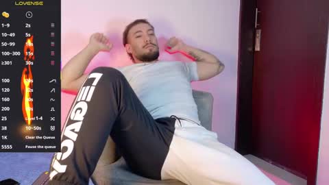 Snapshot of angel_kyrozz chatting on June 5, 2026, 7:52 pm angel_kyrozz online show from June 5, 2026, 7:52 pm