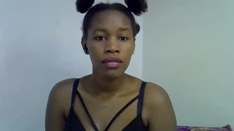 angel_mia5 online show from November 13, 2025, 9:30 am