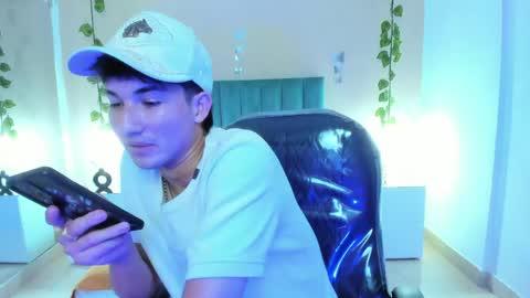 Snapshot of angel_of_sinn chatting on April 11, 2026, 7:45 am angel_of_sinn online show from April 11, 2026, 7:45 am