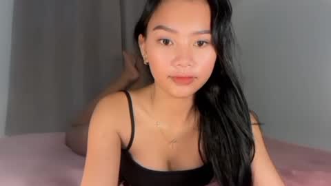 Snapshot of angel_petite07 chatting on May 29, 2026, 1:47 am angel_petite07 online show from May 29, 2026, 1:47 am