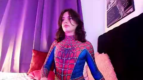 Snapshot of angel_shinyy chatting on June 14, 2026, 2:24 am Angel online show from June 14, 2026, 2:24 am