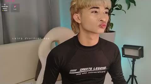 Snapshot of angel_sugaa chatting on July 4, 2026, 6:58 pm independent model angel daza online show from July 4, 2026, 6:58 pm
