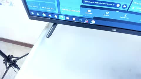 angel_velvet_ online show from February 18, 2026, 11:28 am