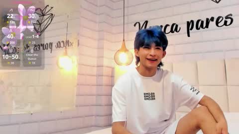 Angel  online show from November 22, 2025, 10:47 am