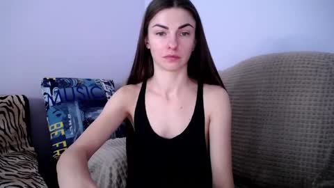 Zoe online show from January 4, 2025, 12:05 pm