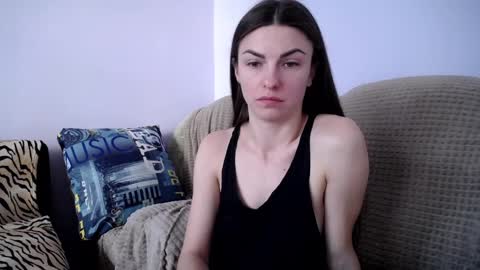 Zoe online show from February 25, 2025, 12:34 pm