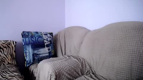 Zoe online show from October 7, 2025, 8:33 am