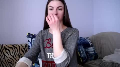 Snapshot of angel_zoe77 chatting on April 30, 2026, 8:09 am Zoe online show from April 30, 2026, 8:09 am