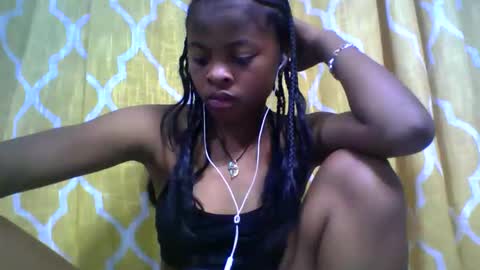 angela166093 online show from November 14, 2025, 6:17 pm