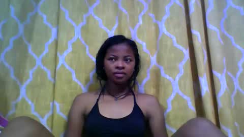 angela166093 online show from November 18, 2025, 3:23 am