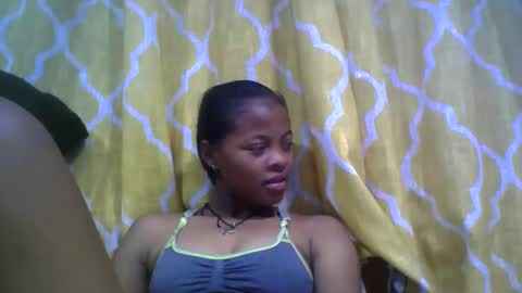 angela166093 online show from November 29, 2025, 6:22 pm