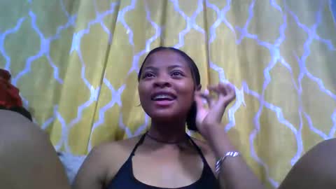 angela166093 online show from December 2, 2025, 6:03 pm
