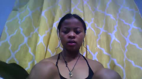 angela166093 online show from December 3, 2025, 6:17 pm