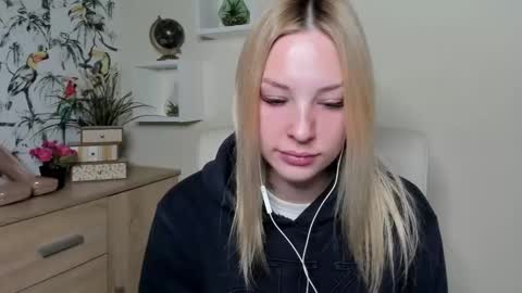 Angela online show from March 7, 2026, 7:38 am