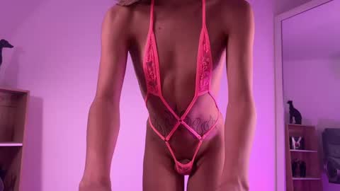 Angela Bonetti online show from March 6, 2025, 9:31 pm