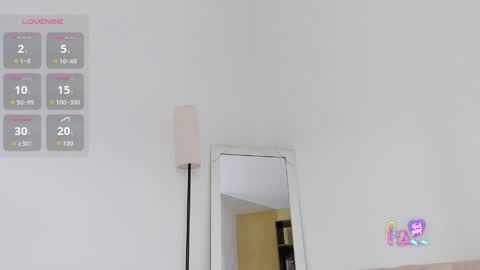 angela_garciaa online show from May 27, 2026, 8:50 pm