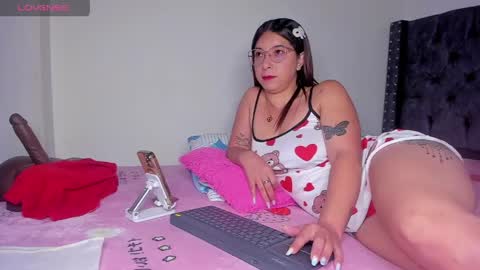 Angela online show from April 20, 2026, 11:57 am