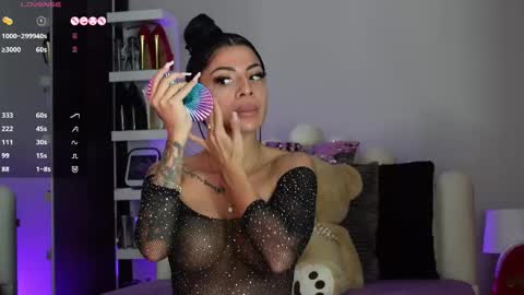 Angela online show from April 27, 2026, 10:57 am