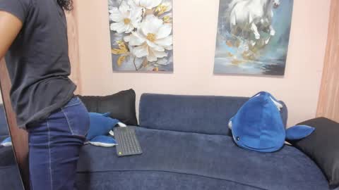 angela_rendon online show from April 21, 2026, 11:16 am