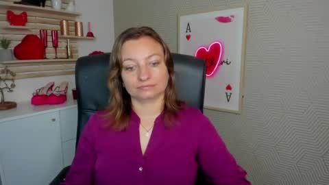 Snapshot of angela_samt chatting on July 13, 2026, 5:43 am Angela online show from July 13, 2026, 5:43 am