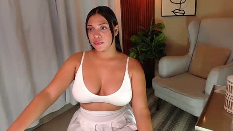 Angela online show from December 13, 2024, 6:38 pm