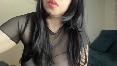 Snapshot of angela_suaza chatting on September 30, 2025, 1:10 am Angela online show from September 30, 2025, 1:10 am