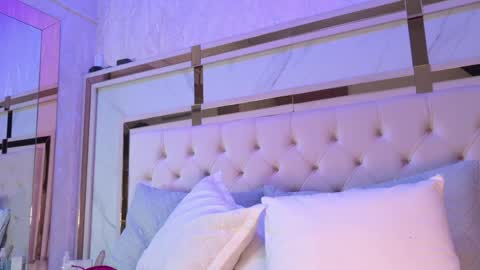 Snapshot of angela_white22 chatting on April 19, 2026, 7:16 pm angela_white22 online show from April 19, 2026, 7:16 pm