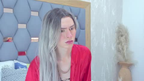 Snapshot of angela_white22 chatting on May 14, 2026, 12:12 pm angela_white22 online show from May 14, 2026, 12:12 pm