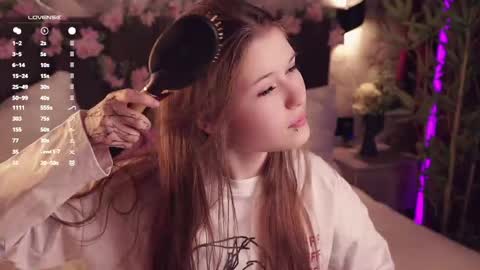 Snapshot of angelabalay chatting on May 17, 2026, 12:34 pm Mary online show from May 17, 2026, 12:34 pm