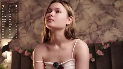 Snapshot of angelabalay chatting on June 4, 2026, 12:11 pm Mary online show from June 4, 2026, 12:11 pm