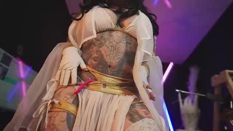 angelacianuro_ online show from October 10, 2025, 2:54 am