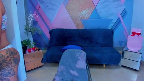 Angela online show from January 16, 2025, 5:32 am