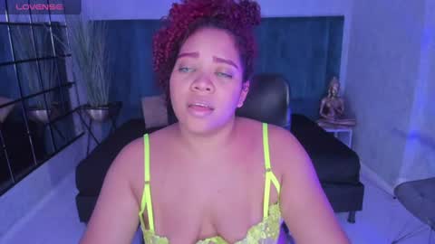 Snapshot of angelacoffee chatting on July 14, 2026, 10:21 am Angela online show from July 14, 2026, 10:21 am