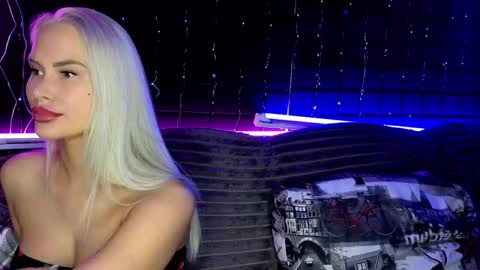Snapshot of angelalacherry chatting on March 19, 2026, 8:40 am AngelaLaCherry online show from March 19, 2026, 8:40 am