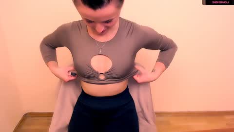 Alice online show from December 18, 2024, 2:06 pm