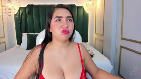 Angela  online show from December 4, 2024, 12:25 pm