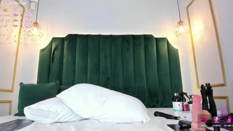 Angela  online show from December 14, 2024, 3:36 pm