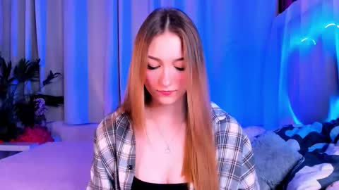 angelanabelle online show from December 19, 2025, 2:35 pm