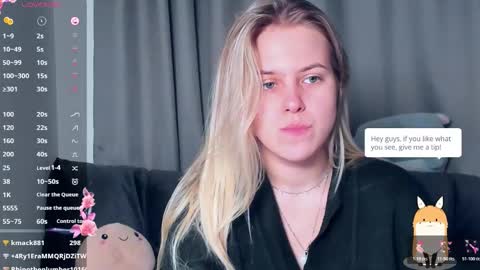 Darsi Anty online show from November 23, 2025, 1:00 pm