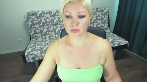 glow online show from November 8, 2025, 11:43 am