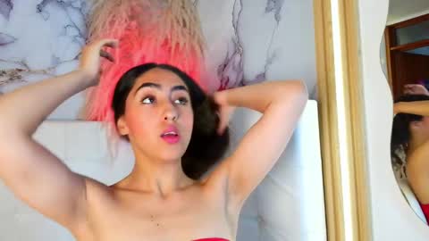 Snapshot of angelasexx_1 chatting on May 7, 2026, 12:21 pm Angela online show from May 7, 2026, 12:21 pm