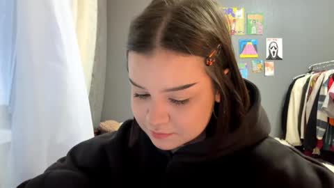 Snapshot of angelcatier chatting on April 26, 2026, 4:15 pm angelcatier online show from April 26, 2026, 4:15 pm
