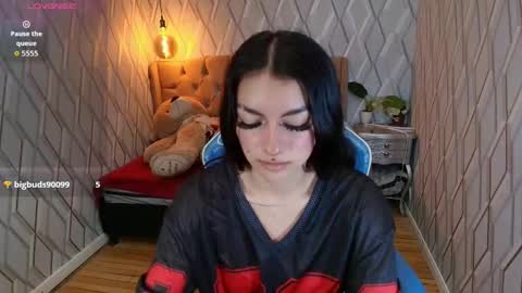 Angel online show from September 12, 2025, 6:08 pm